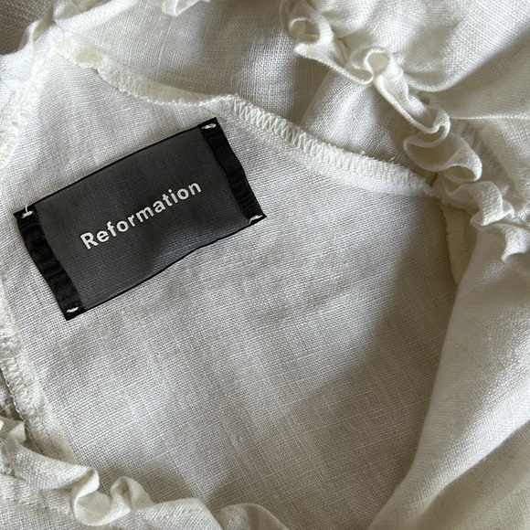 Reformation - White Linen Dress 🧺 - Picture 4 of 6